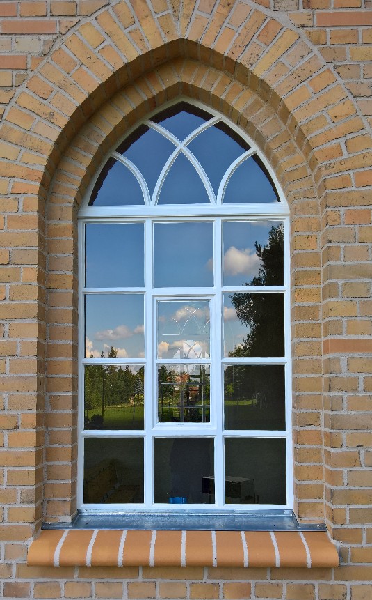Spohla Kapelle Fenster Neogotik Spohla Kapelle Fenster Neogotik Restauriert